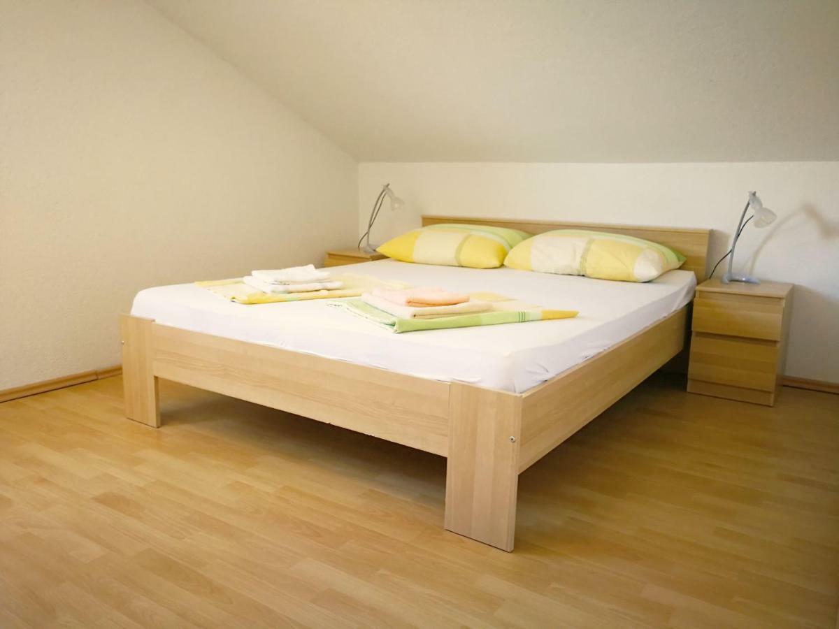 Kampor Family Friendly Apartments Island Rab المظهر الخارجي الصورة