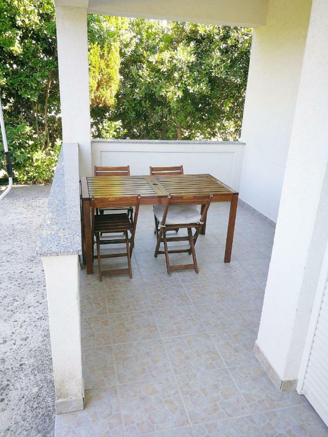 Kampor Family Friendly Apartments Island Rab المظهر الخارجي الصورة